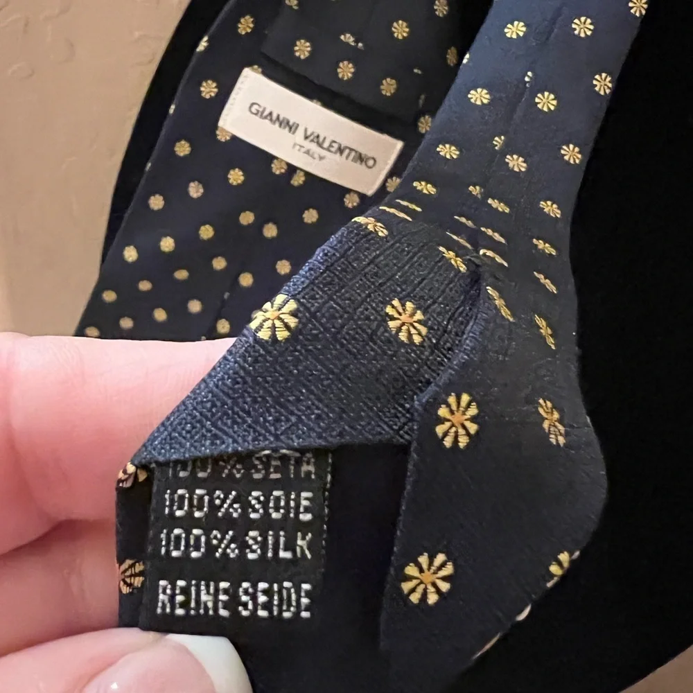 Gianni Valentino Tie Pure Navy Yellow Daisy Floral